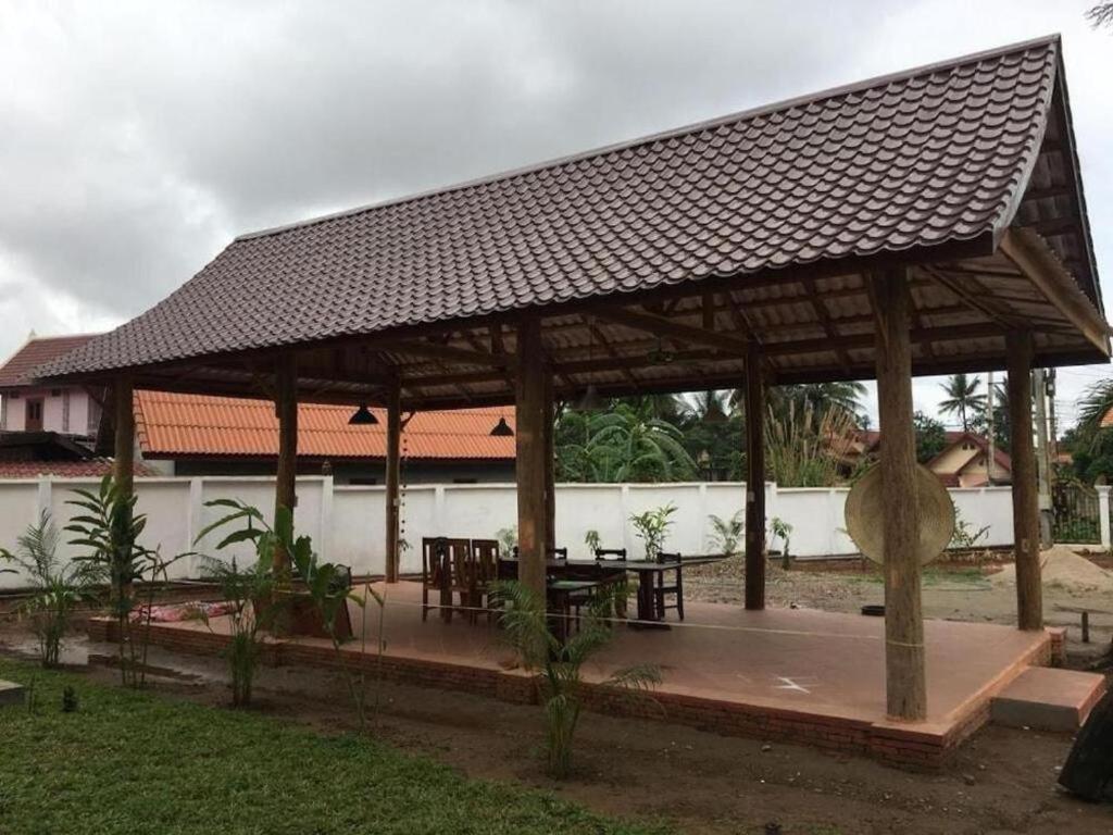 Leego Hotel Luang Prabang Exterior photo
